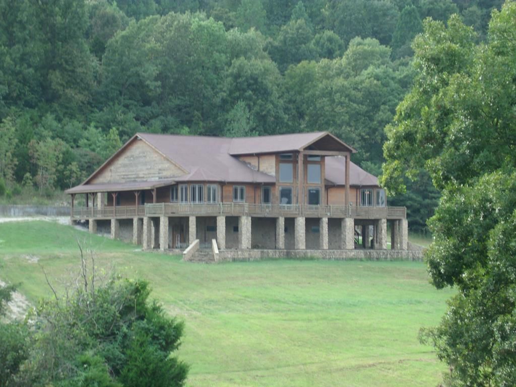 120 acres in Hart County, Kentucky