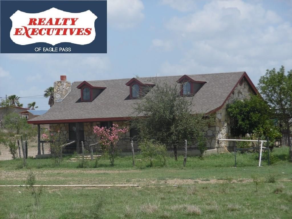 5 acres in Maverick County, Texas