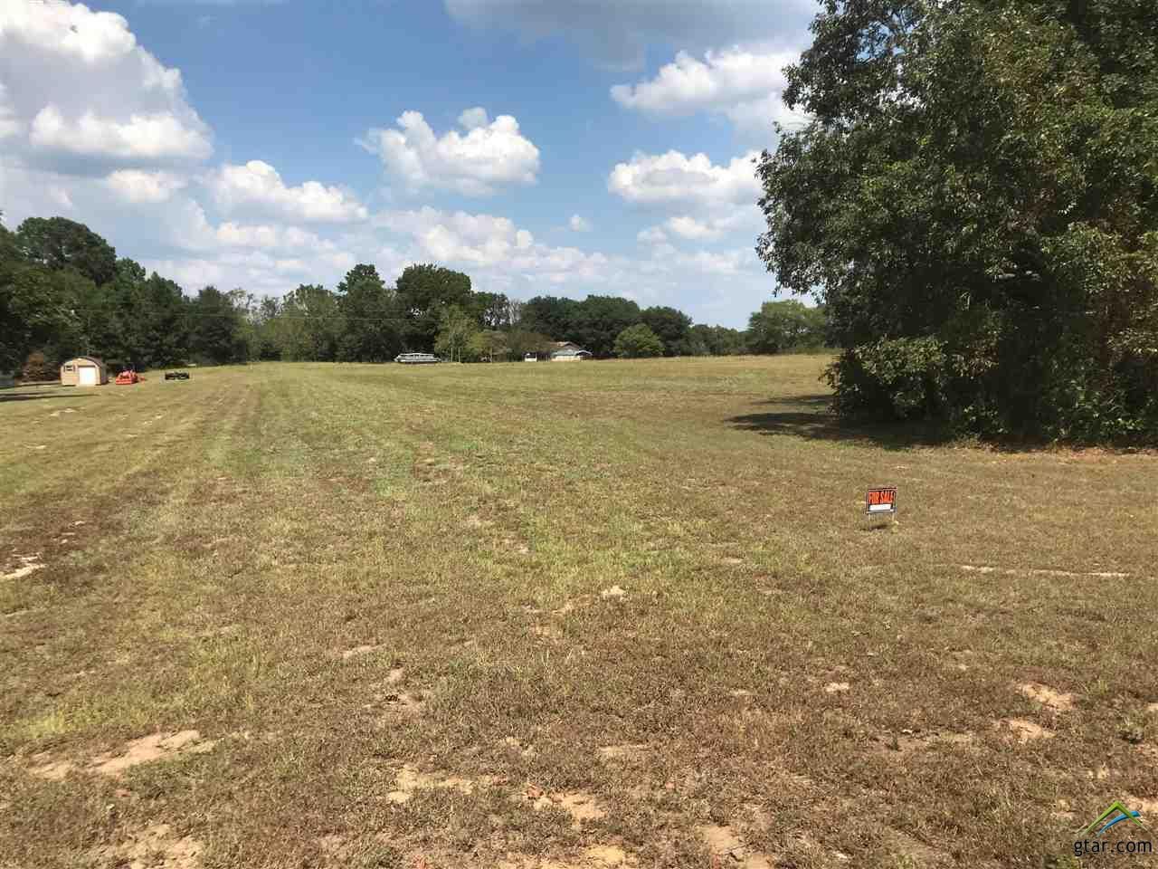 1.39 acres in Cherokee County, Texas