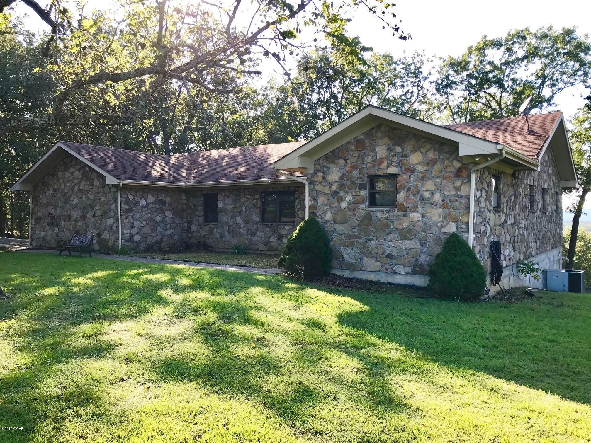 6 acres in Barry County, Missouri