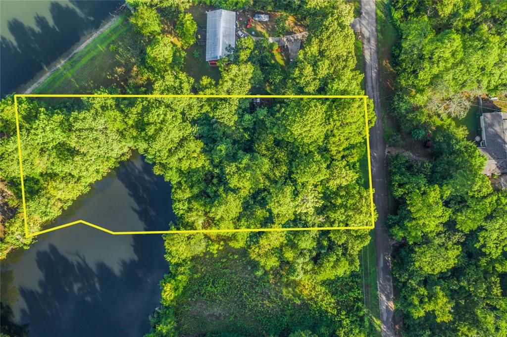 1.13 acres in Montgomery County, Texas