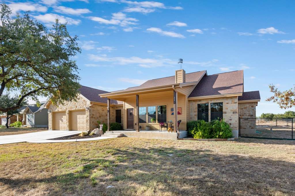 1.1 acres in County, Texas