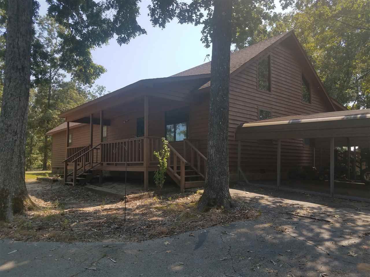 3.9 acres in Chester County, Tennessee