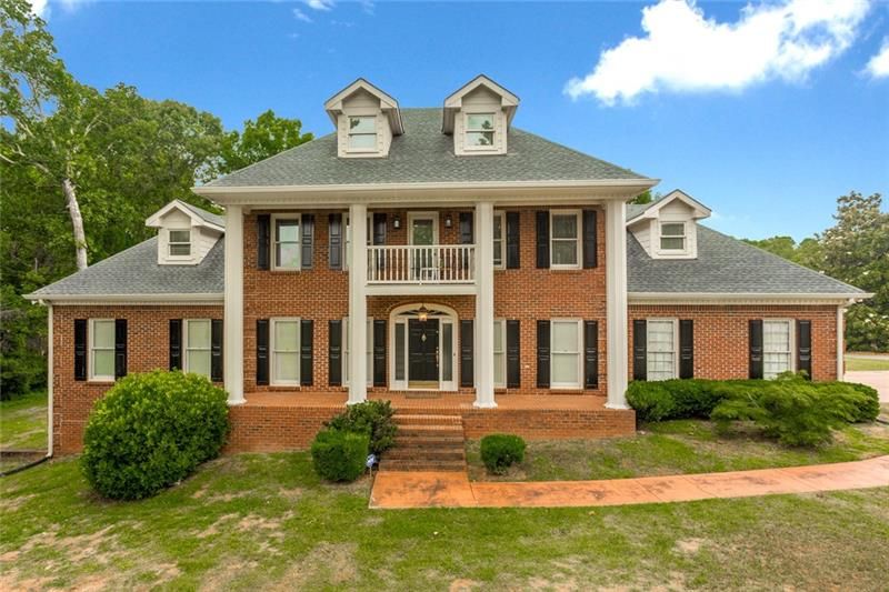 2.3 acres in Clayton County,