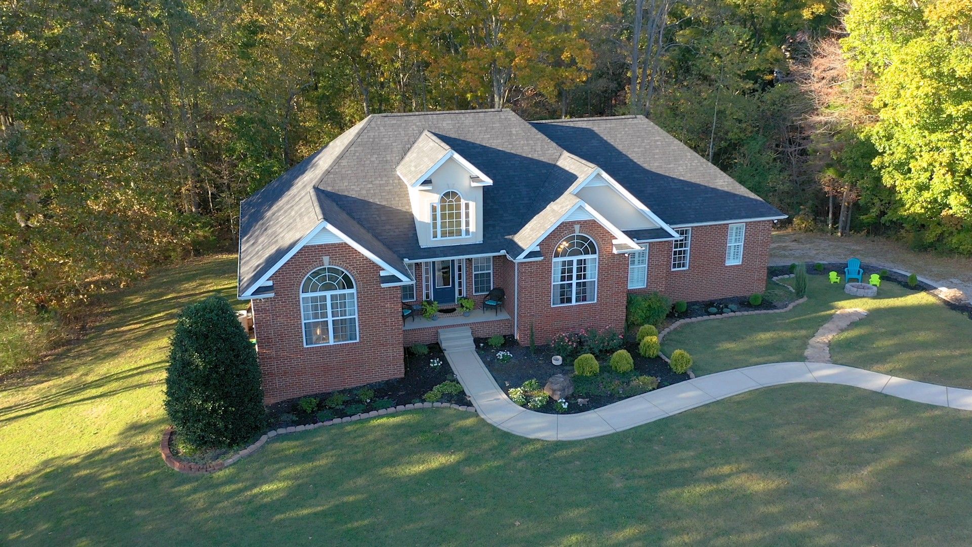 5.97 acres in Dickson County, Tennessee