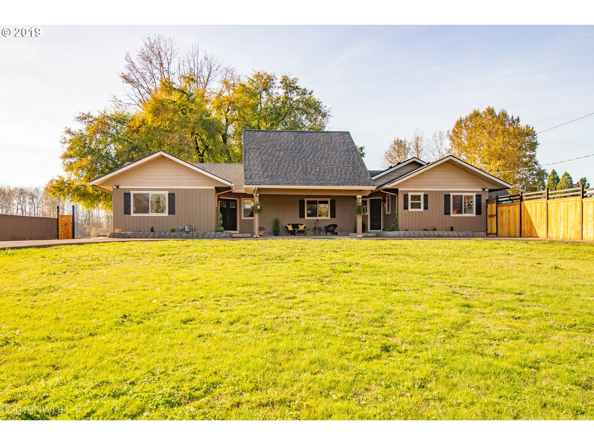 0.88 acres in Lane County, Oregon