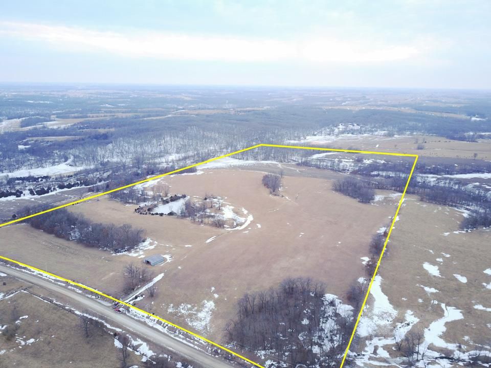 75 acres in Davis County, Iowa