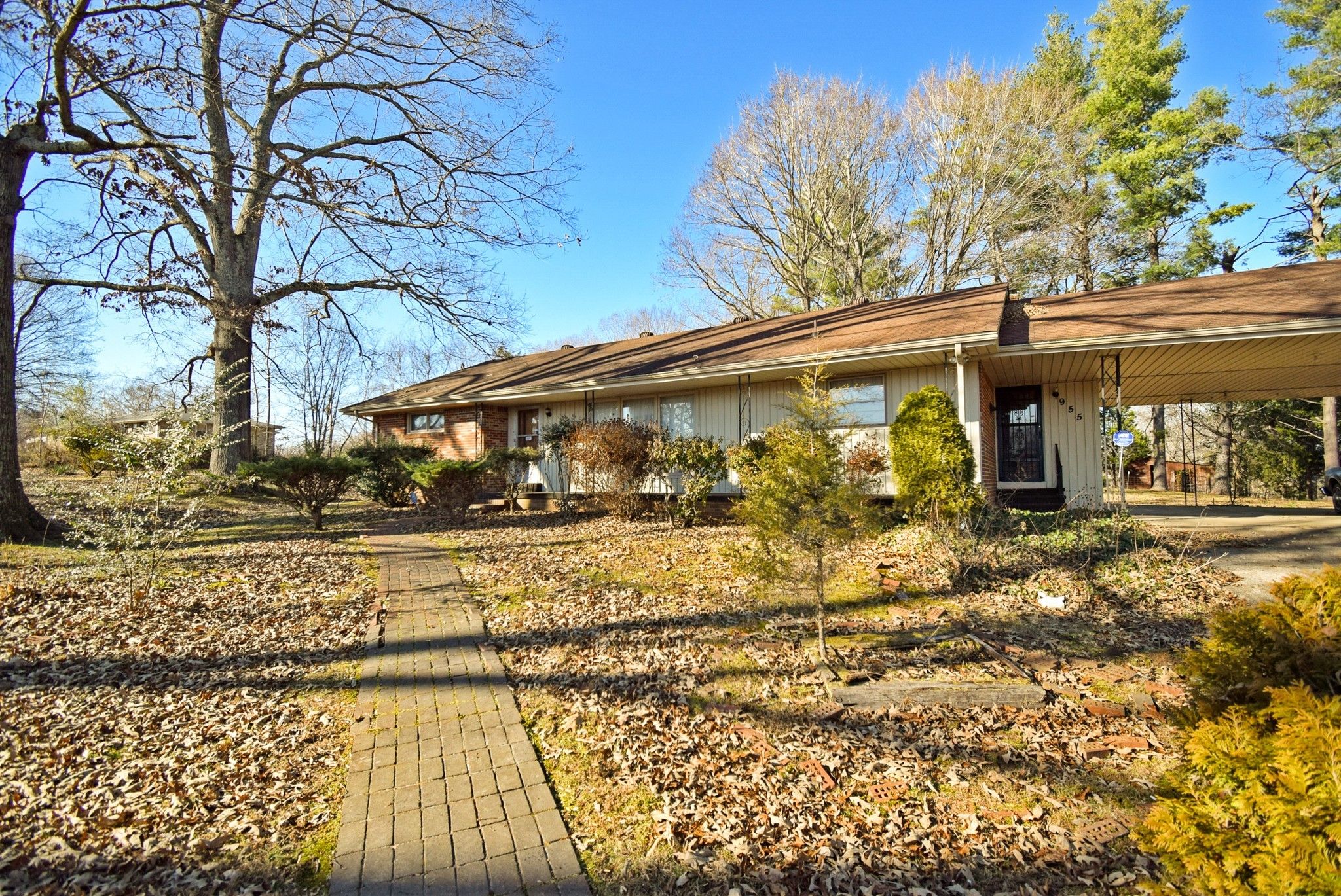 10.5 acres in Montgomery County, Tennessee