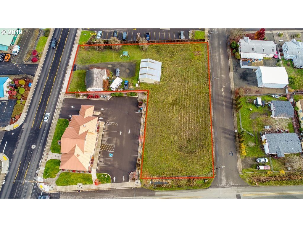 0.78 acres in Douglas County, Oregon