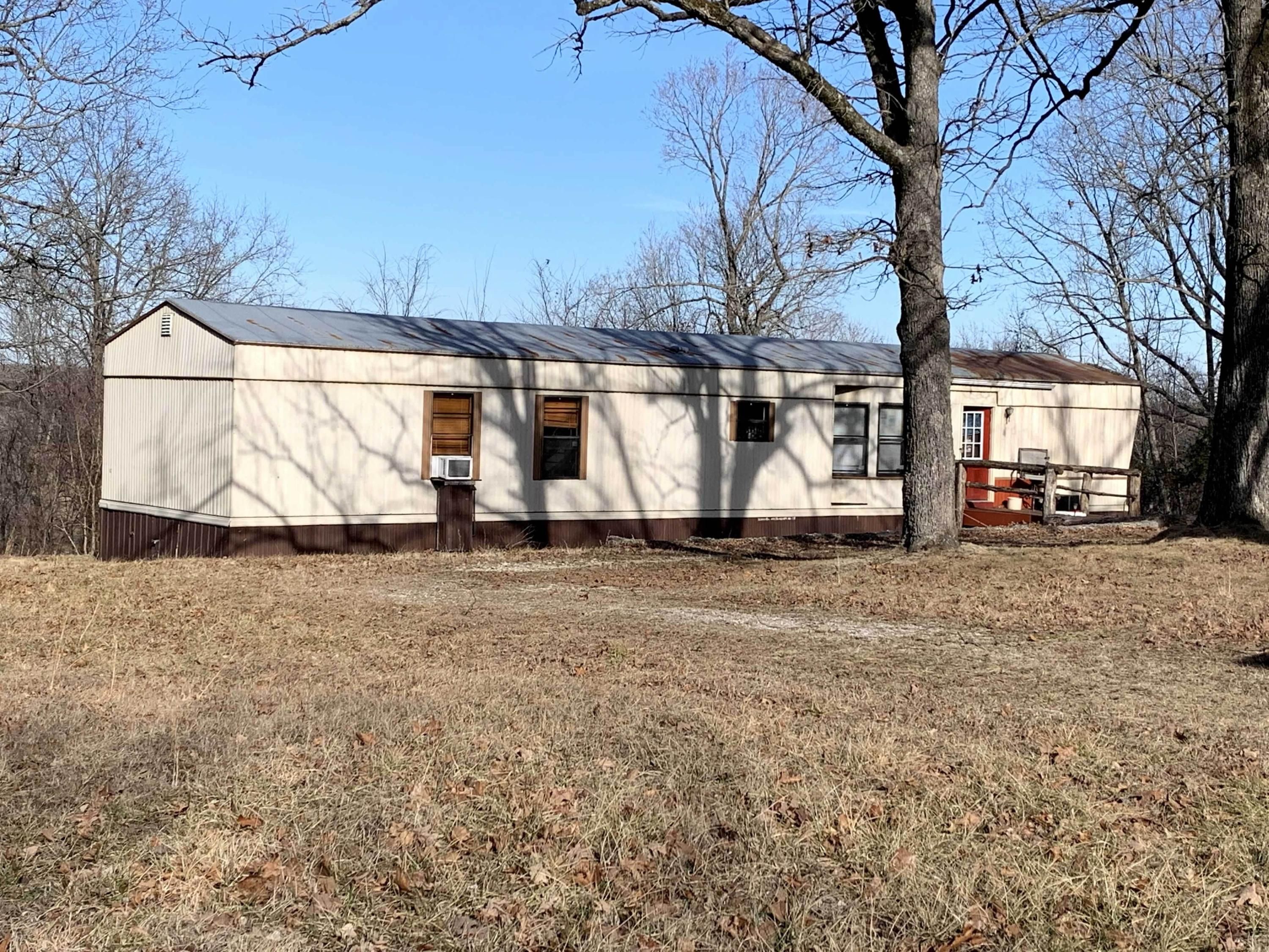 3.35 acres in Hickory County, Missouri