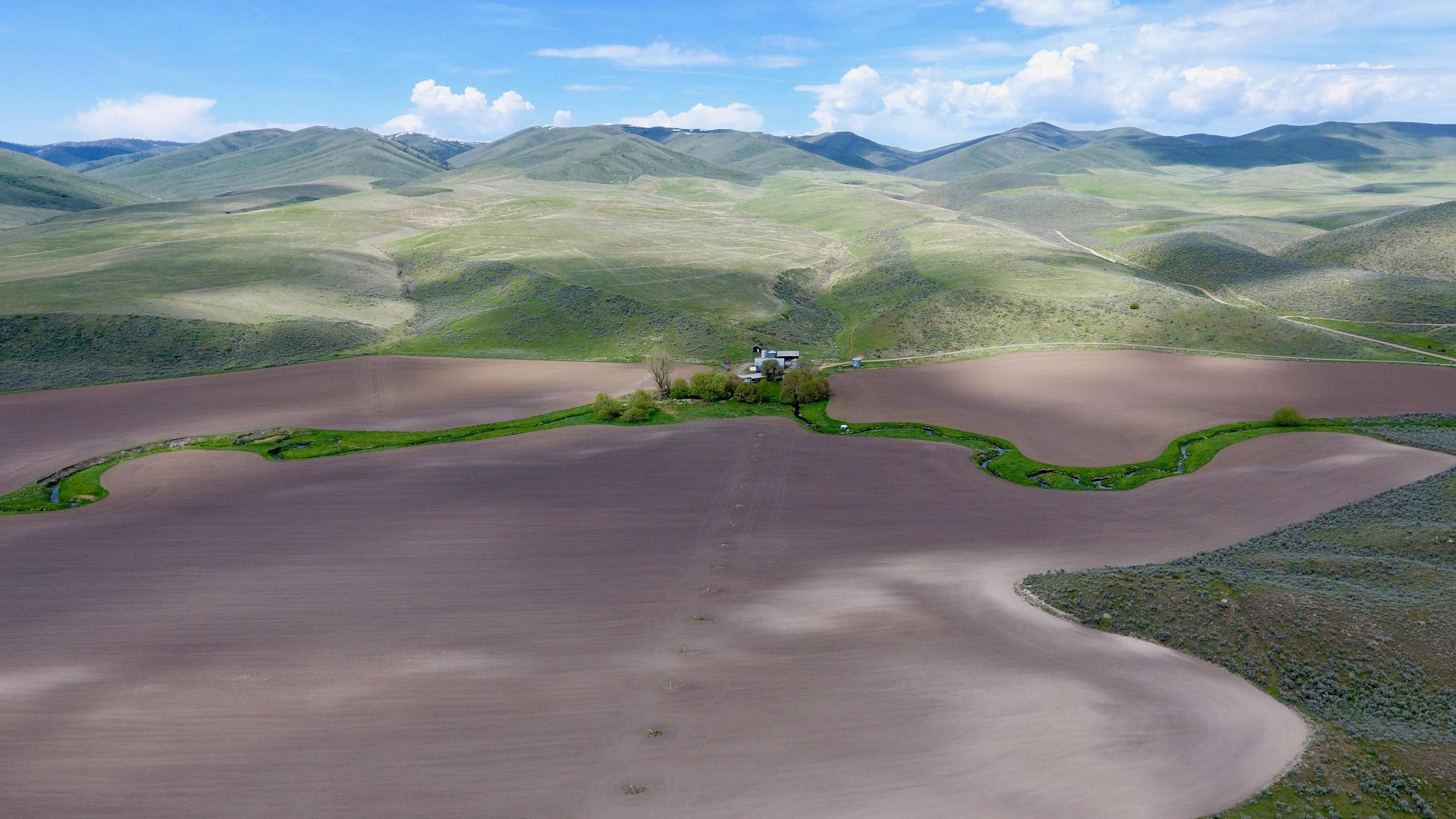 1,433 acres in Oneida County, Idaho