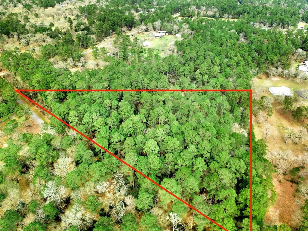 5 acres in Montgomery County, Texas