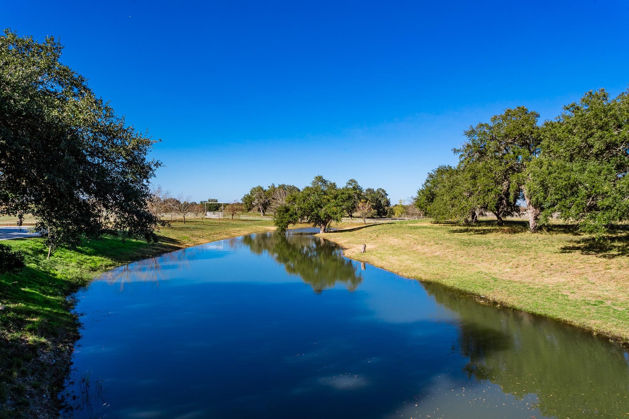 138 acres in Quihi, TX, 78861