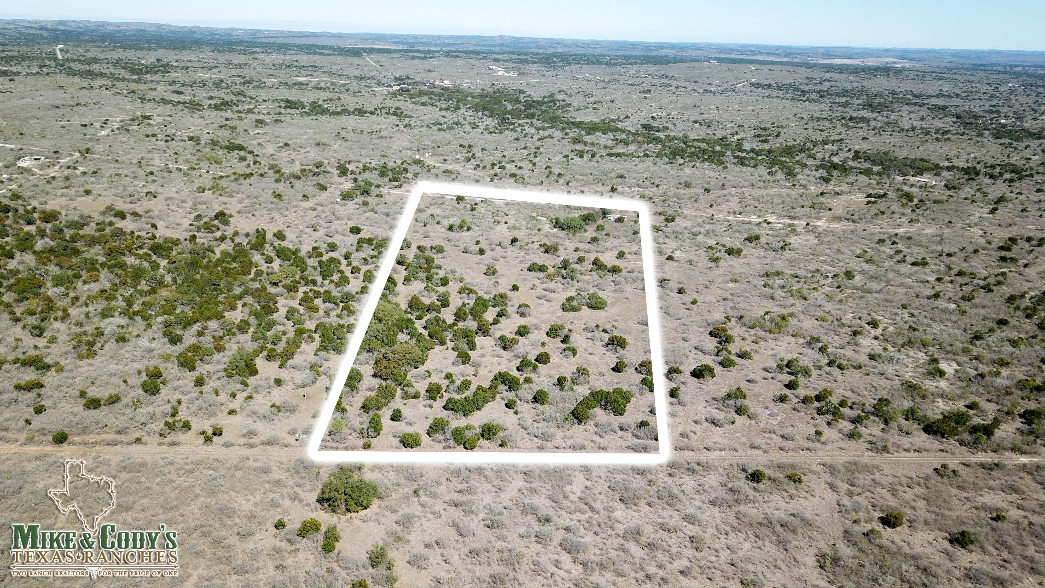 11.72 acres in Uvalde County, Texas