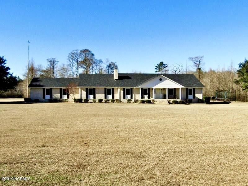 1482 Neuse Road, Kinston, NC 28501