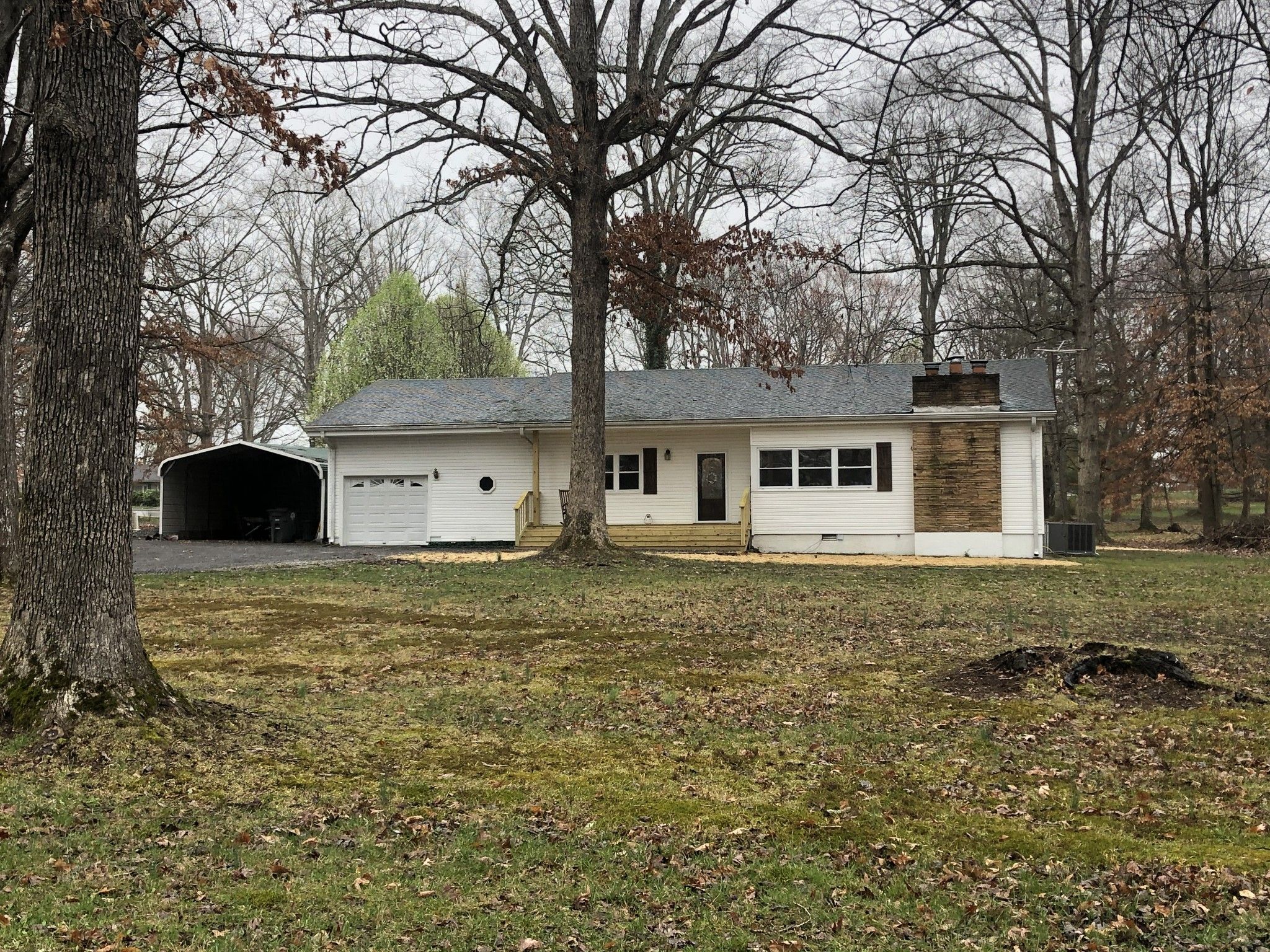 1.1 acres in Macon County, Tennessee