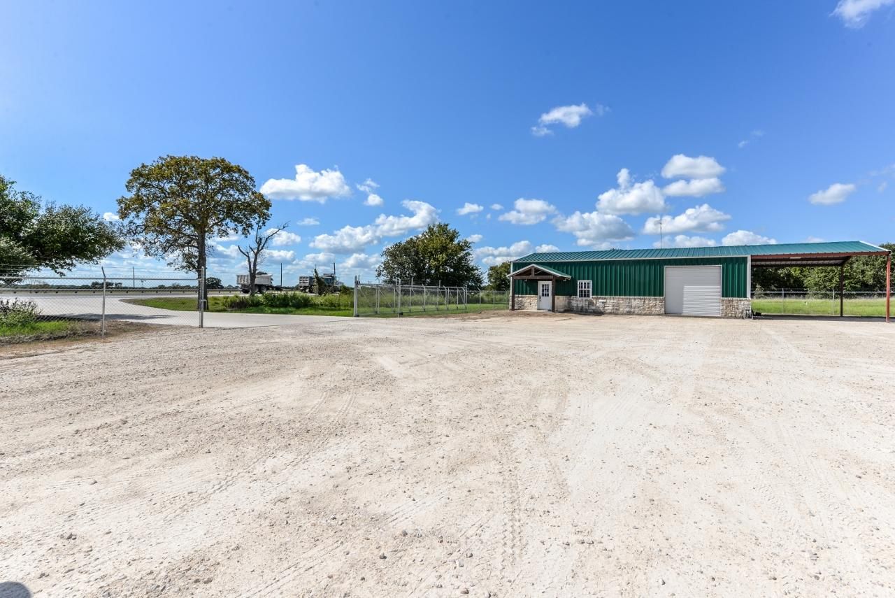 10 acres in Burleson County, Texas