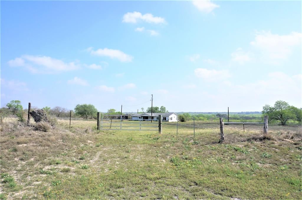 40 acres in Bee County, Texas