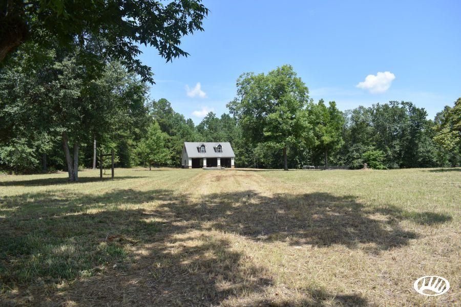 7.65 acres in Warren County,