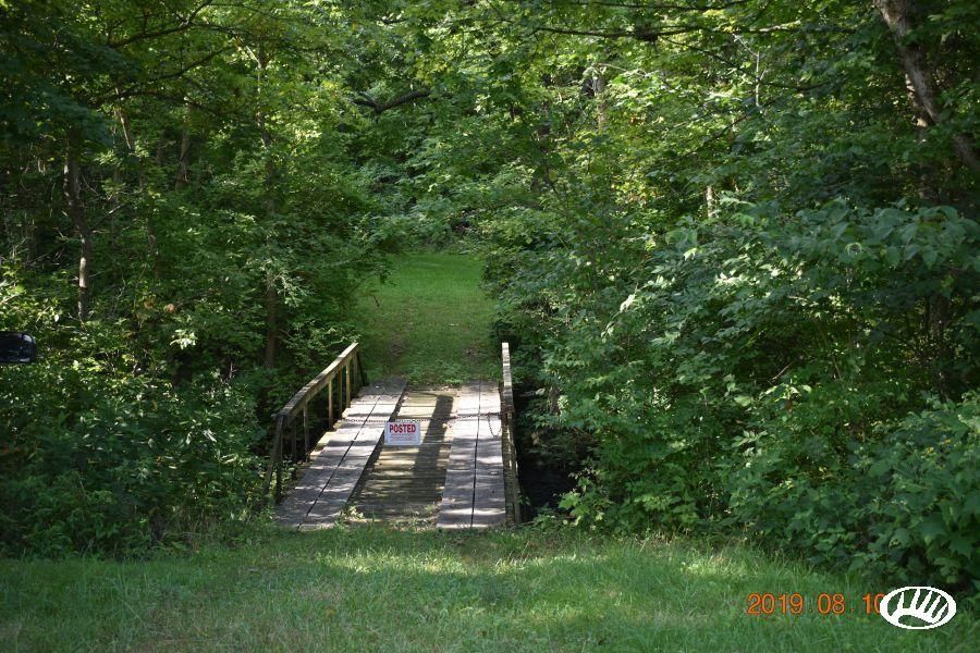 20 acres in Calhoun County, Illinois