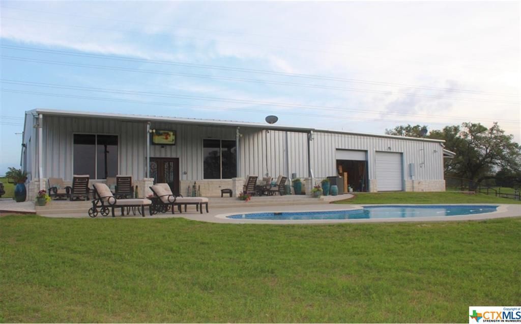 7 acres in Dewitt County, Texas