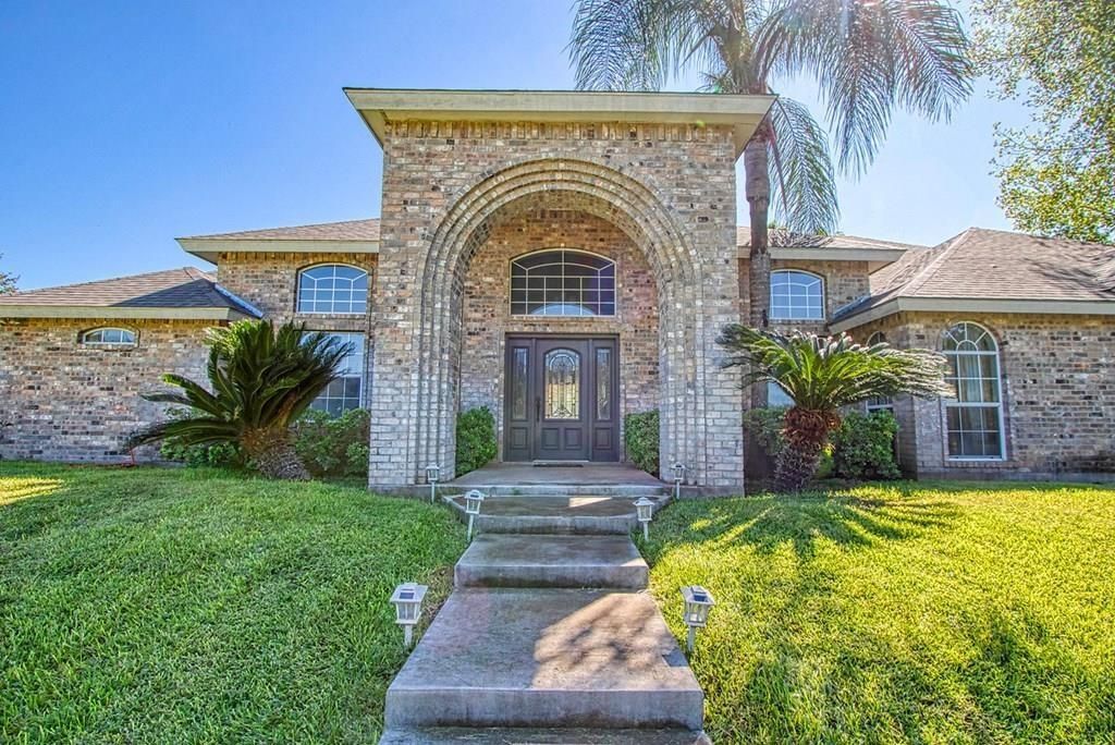 412 Beavers Lane, Uvalde, TX 78801 MLS 106770