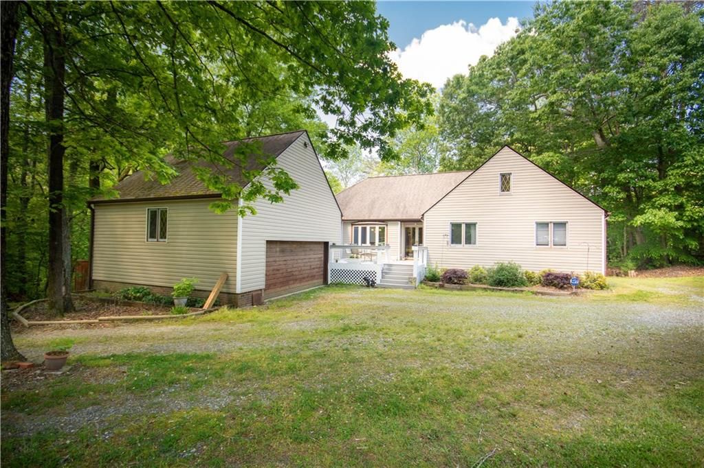 5 acres in Guilford County, North Carolina