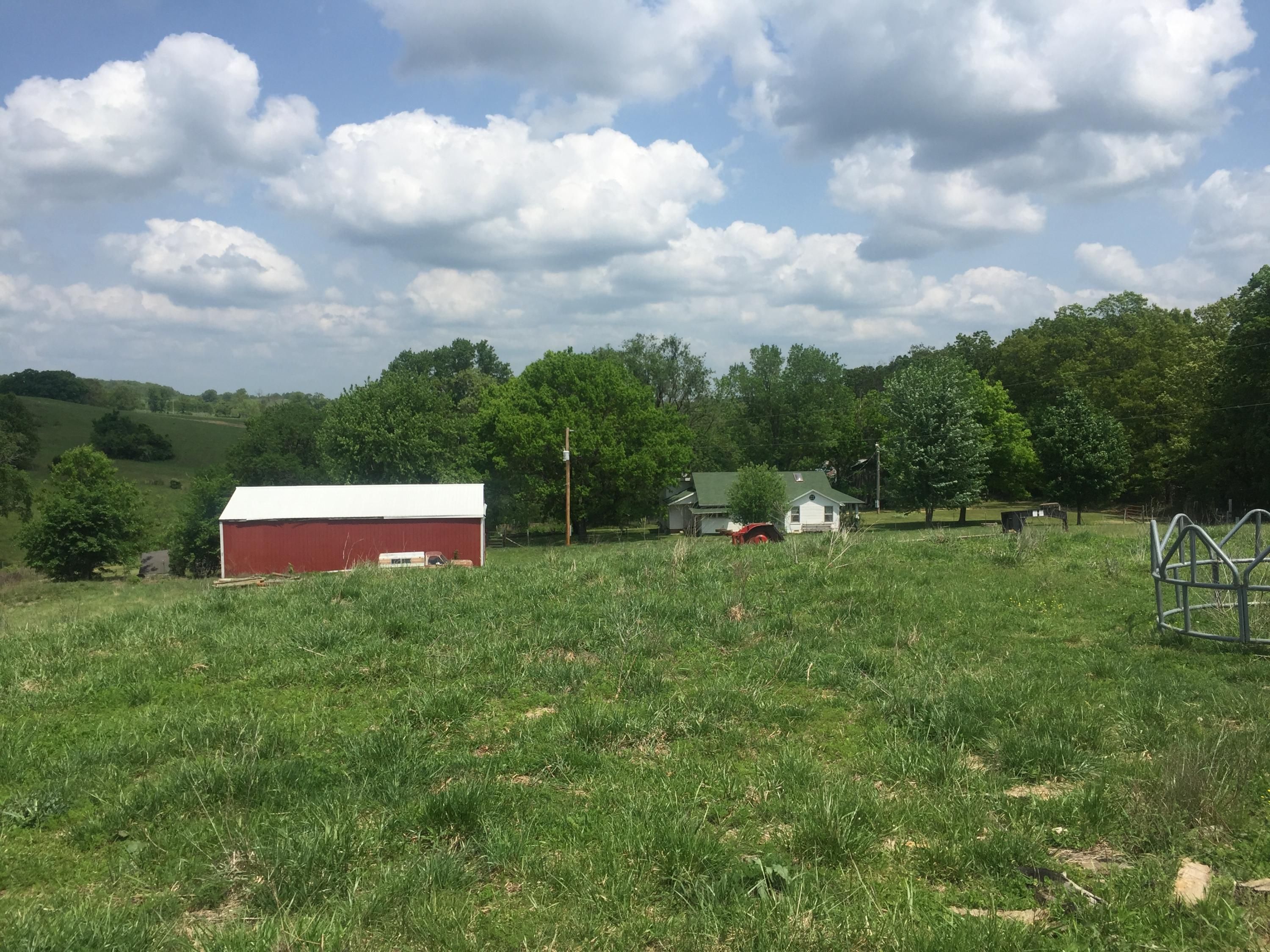 80 acres in Douglas County, Missouri