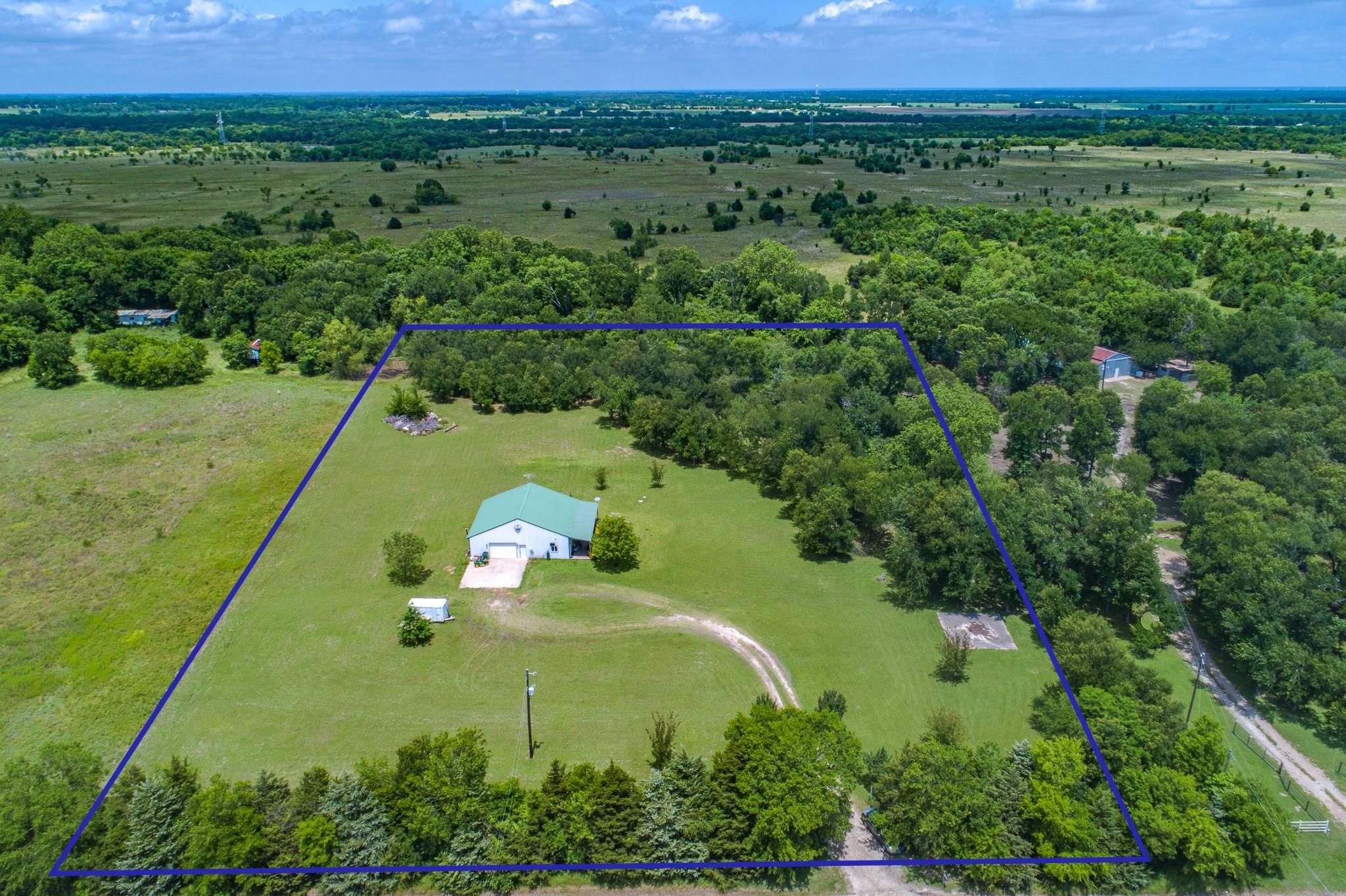 2530 VZ County Road 3812, Wills Point, TX 75169 MLS 14346313