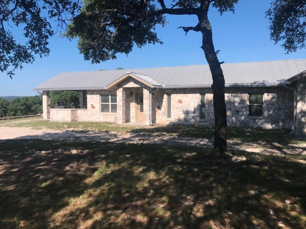 2 acres in Kimble County, Texas