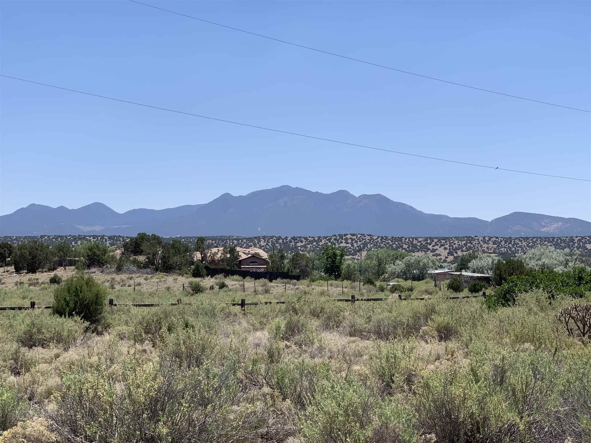 1.25 acres in Santa Fe County, New Mexico