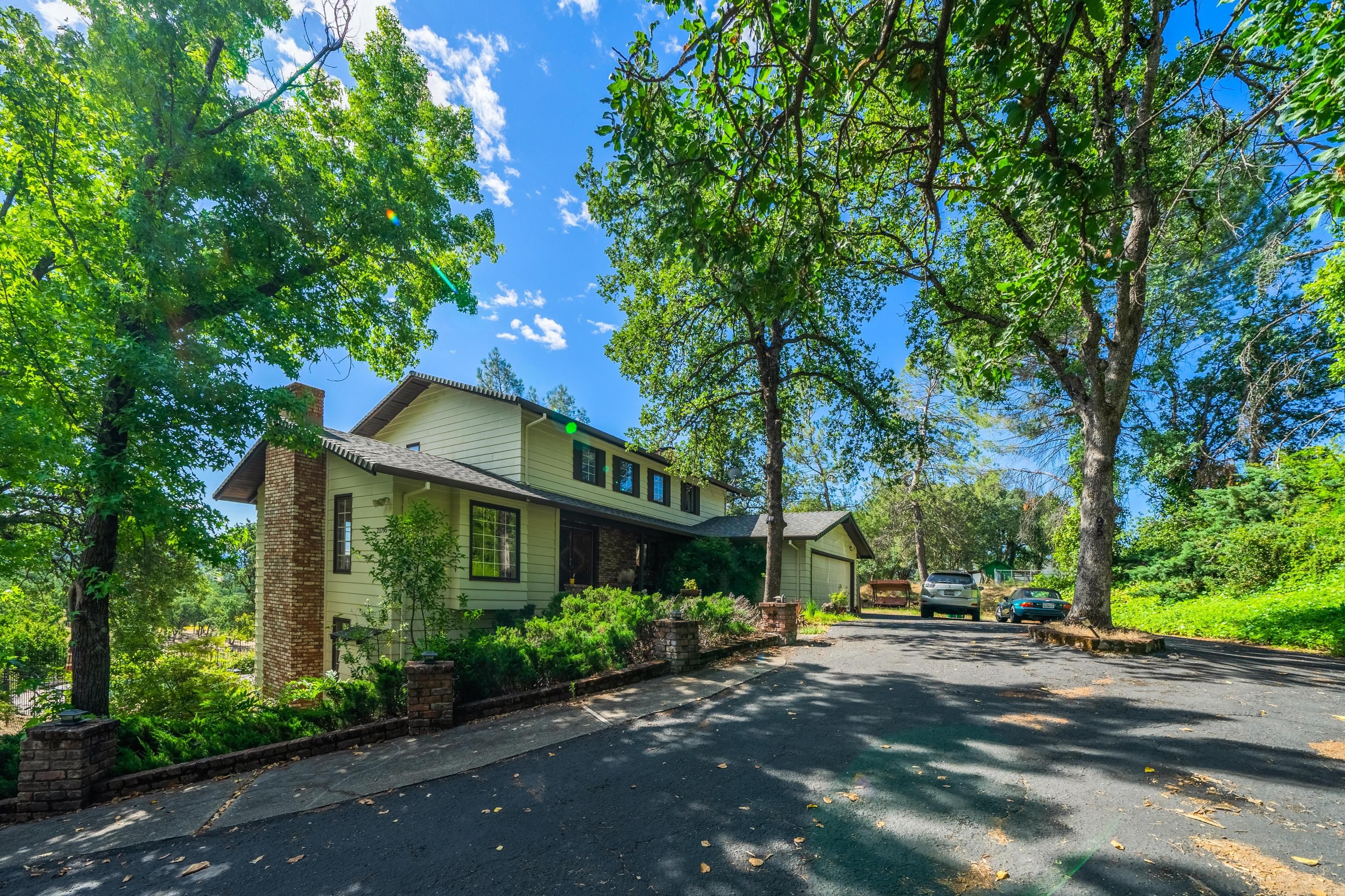 4.95 acres in Shasta County, California