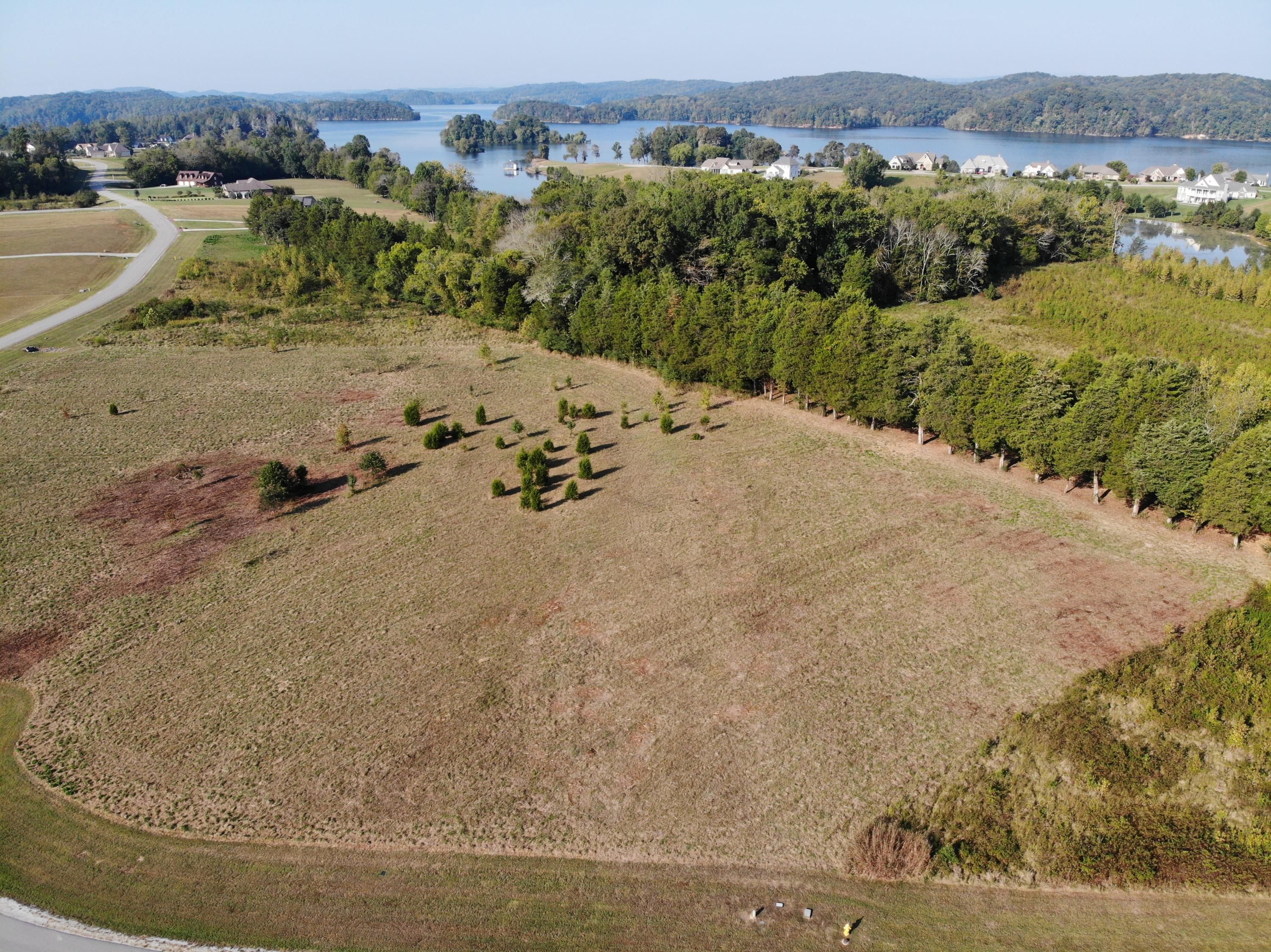 4.66 acres in Roane County, Tennessee