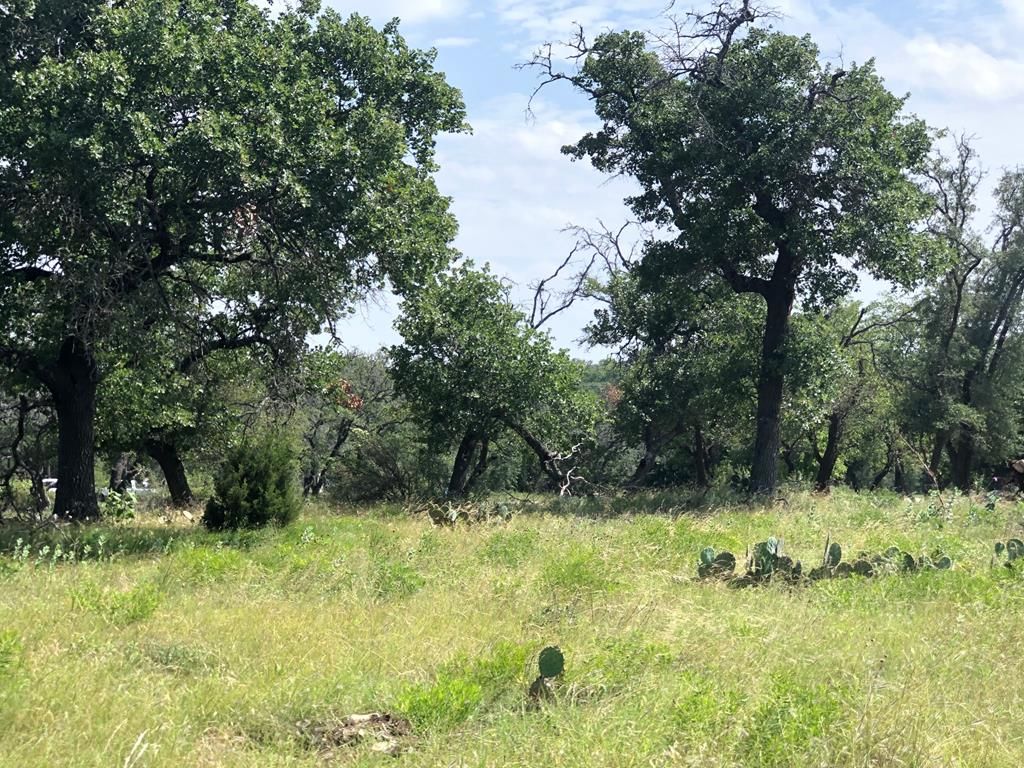 10.27 acres in Gillespie County, Texas