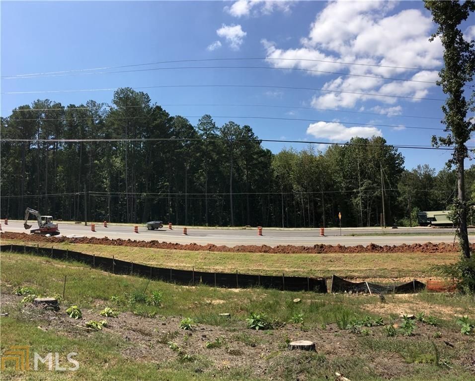 5.04 acres in Forsyth County,