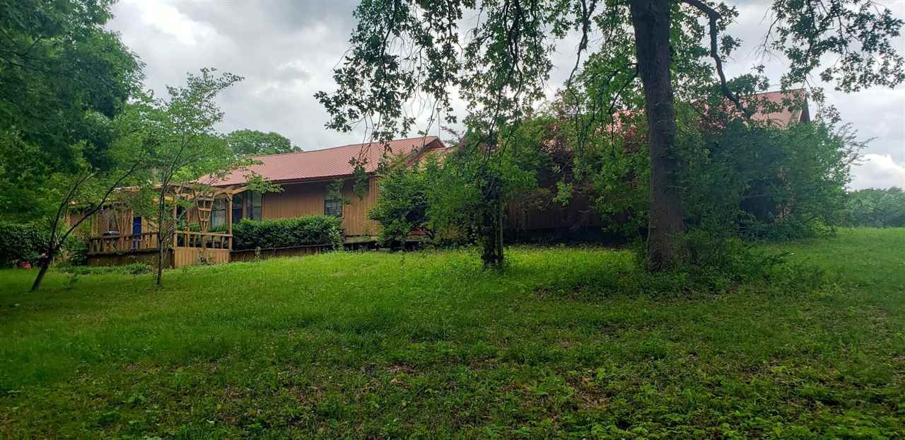 9.6 acres in Shelby County, Texas