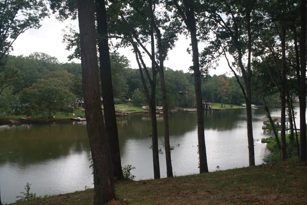 00 WIlson Lake Shores, Muscle Shoals, AL 35661 MLS 155821