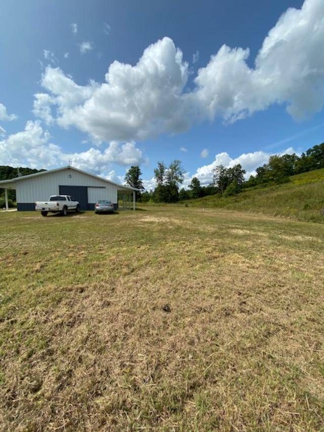 192 acres in Elliott County, Kentucky