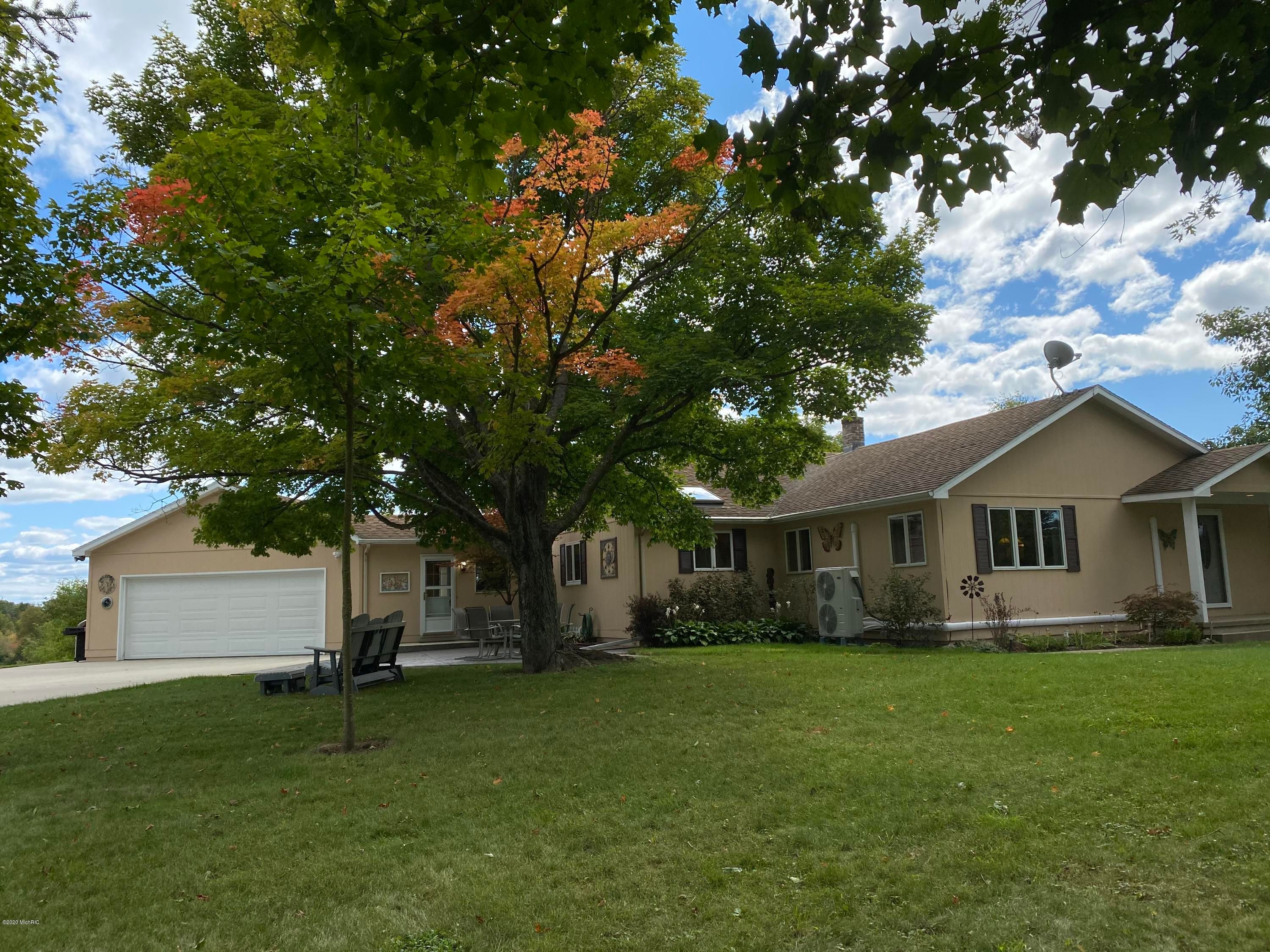 27 acres in Manistee County, Michigan