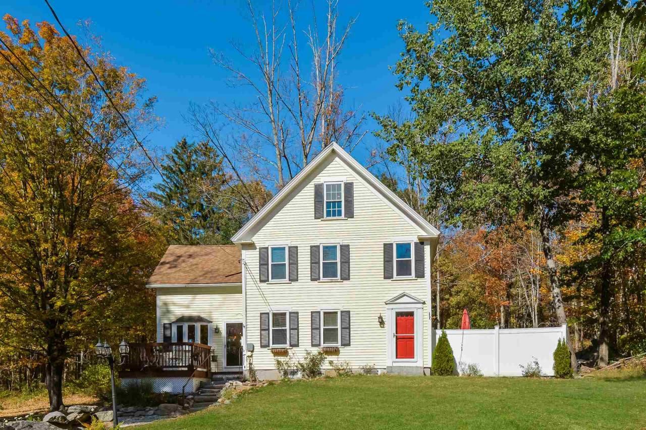 8 acres in Hillsborough County, New Hampshire