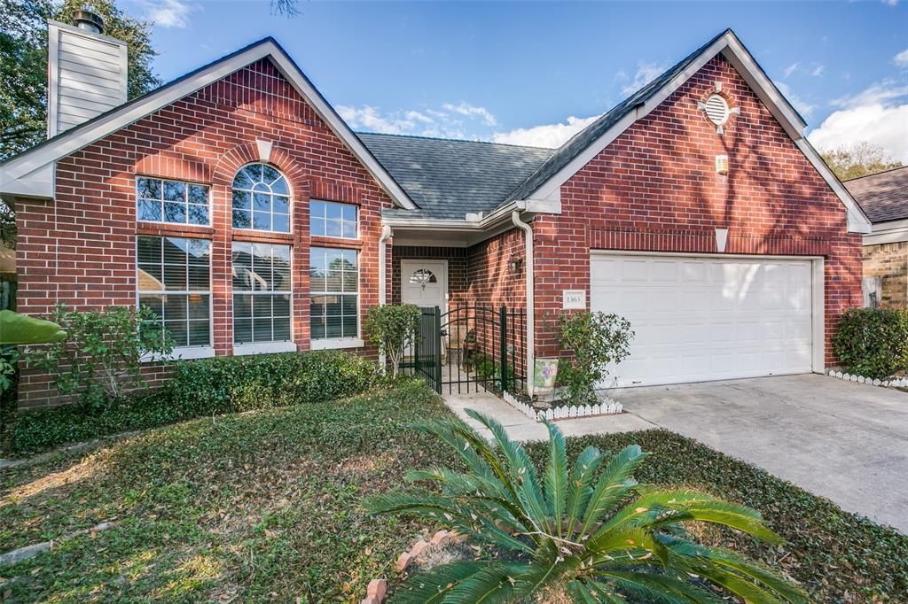 1363 Bullock Lane, Houston, TX 77055 MLS 97402538