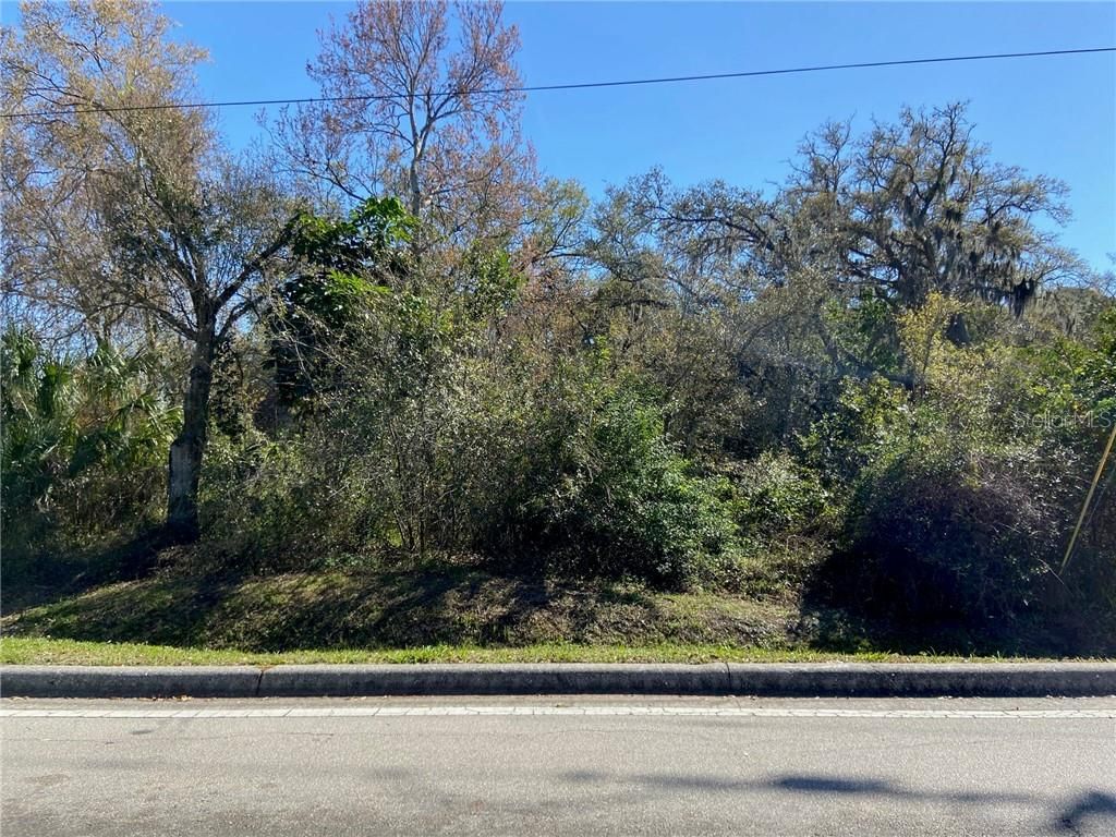 2.85 acres in Sarasota County, Florida