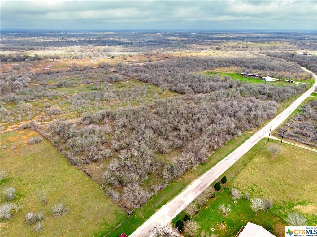 10.81 acres in Guadalupe County, Texas