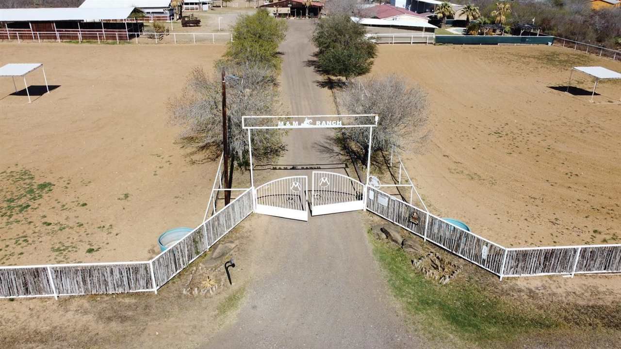 10 acres in b County, Texas