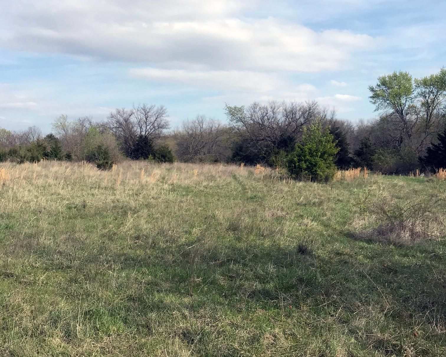 69 acres in Leavenworth County, Kansas