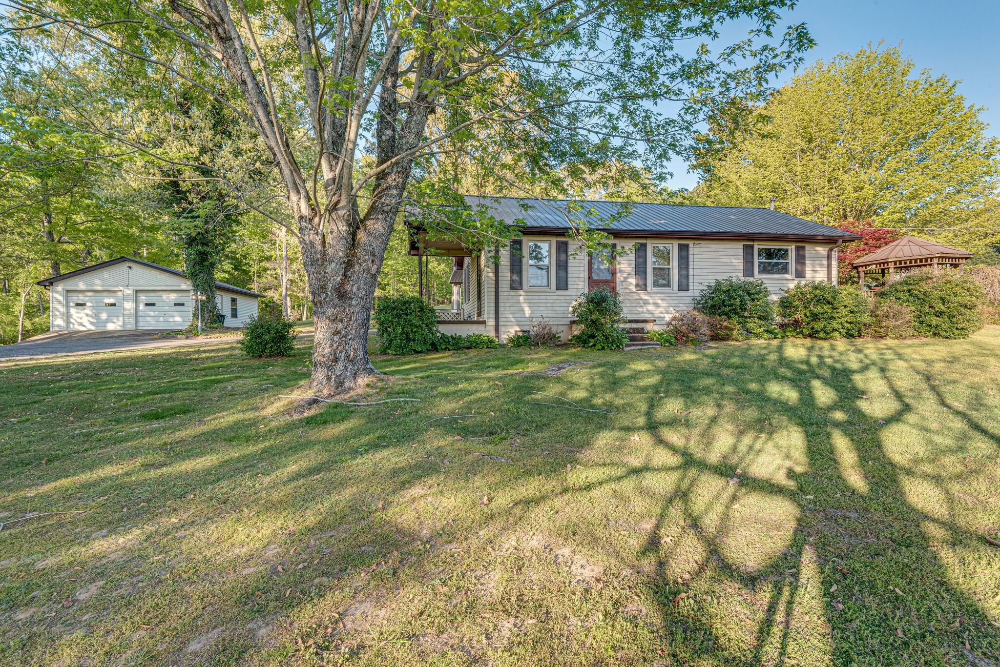 2 acres in Hickman County, Tennessee