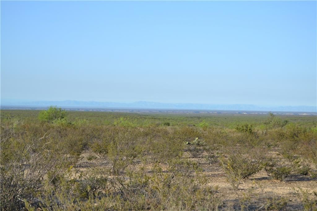 5,972.8 acres in Val Verde County, Texas