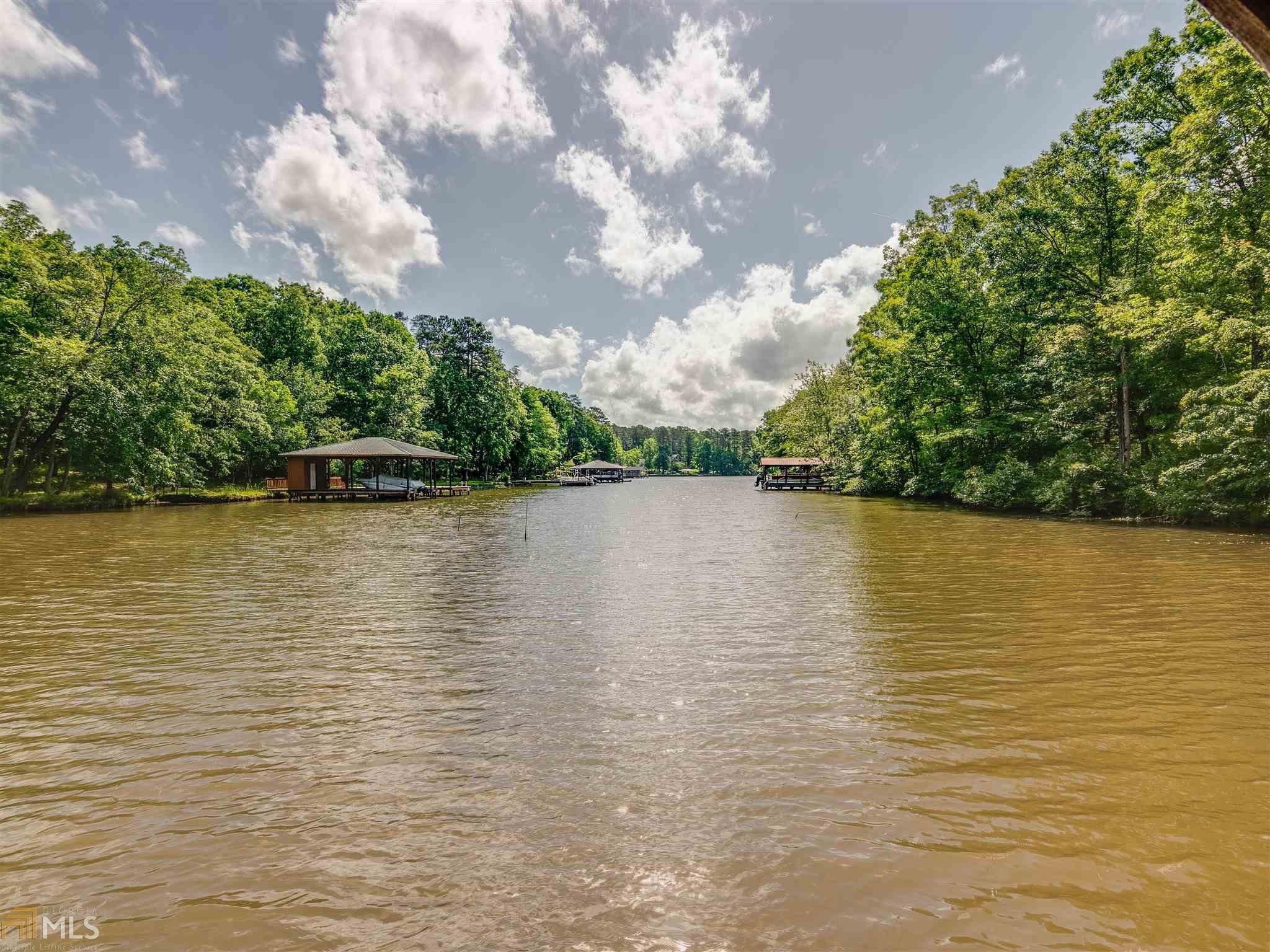 2.3 acres in Putnam County,