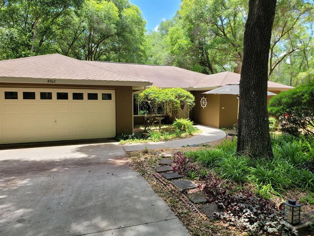 1.21 acres in Citrus County, Florida