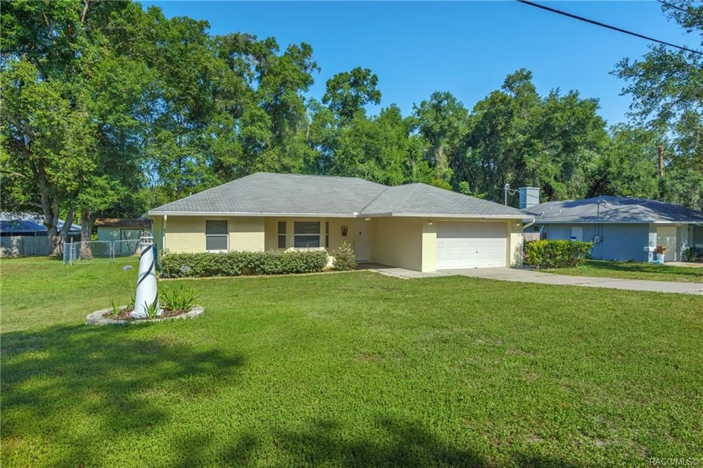 0.25 acres in Citrus County, Florida